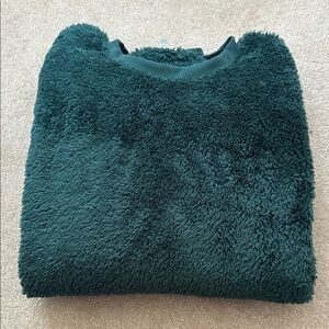 Summer & Rose Plush Forest Green Sweater EUC